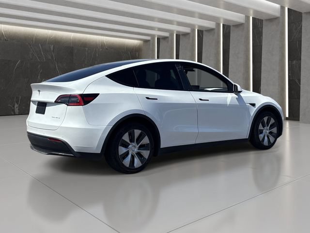 Used 2021 Tesla Model Y AWD image 6
