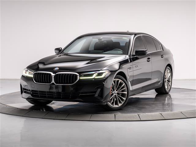 Used 2021 BMW 530e w/ Convenience Package RWD image 1