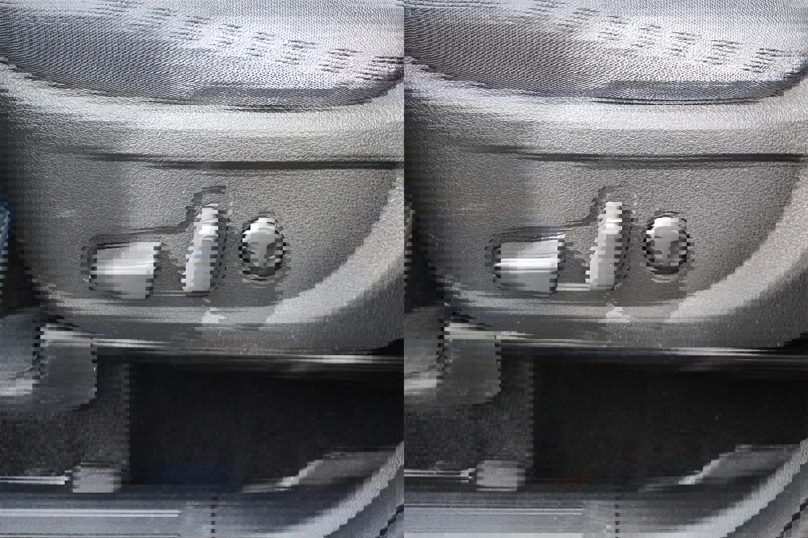 Used 2023 Hyundai Santa Fe SEL image 29