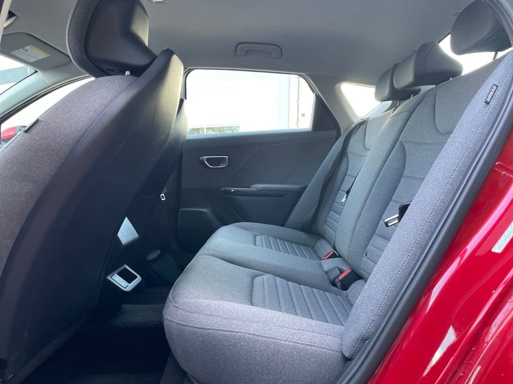 Certified 2025 Kia K4 EX image 20