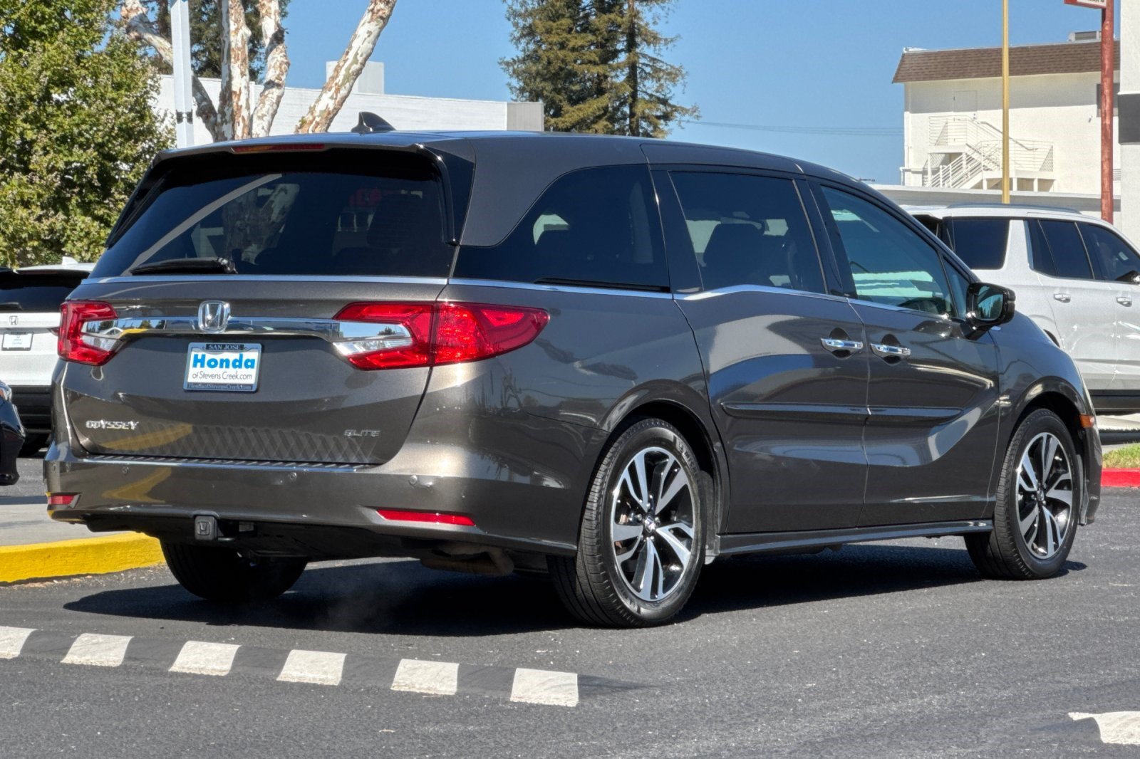Used 2019 Honda Odyssey Elite image 9