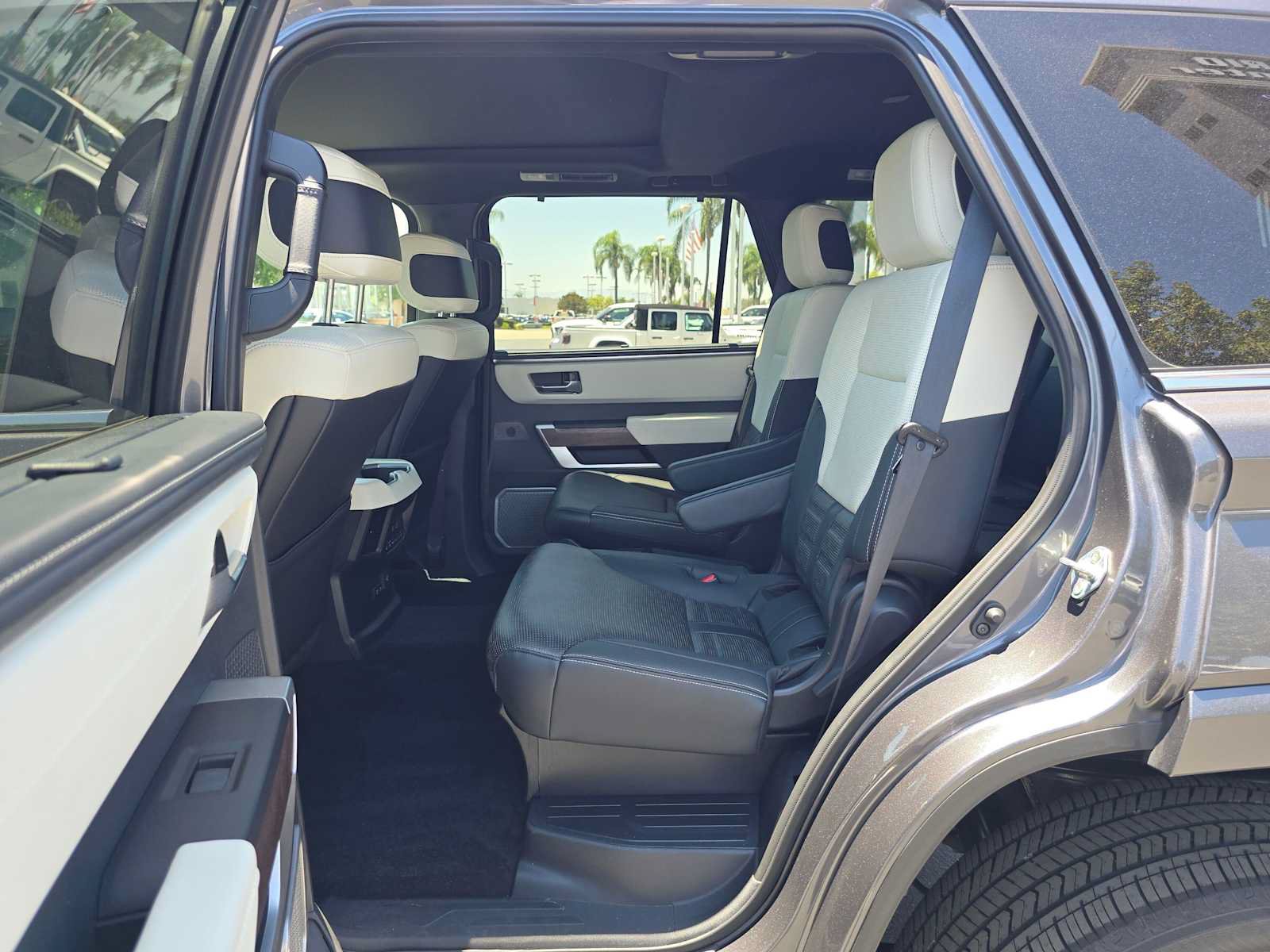 Certified 2024 Toyota Sequoia Capstone AWD/4WD image 20