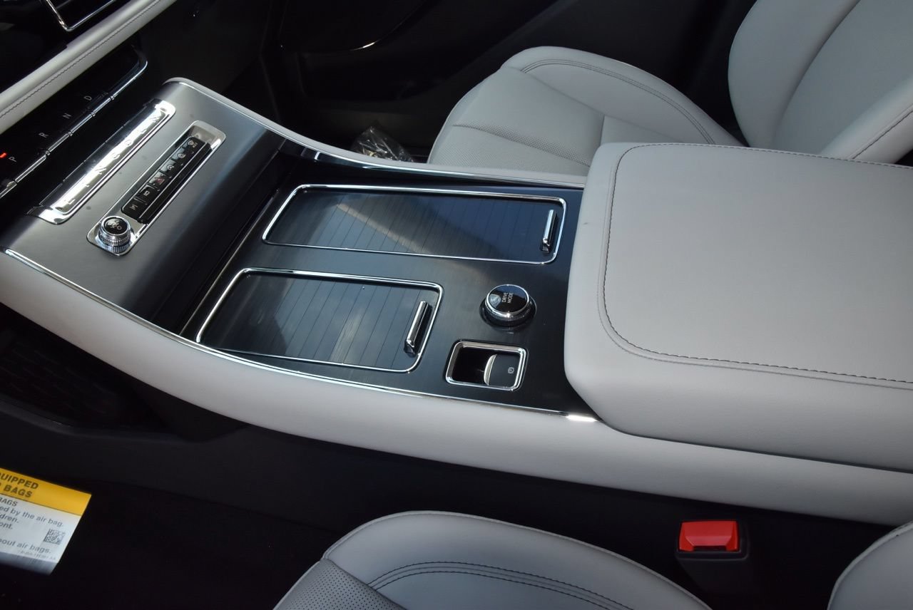 New 2026 Lincoln Aviator 2WD image 31