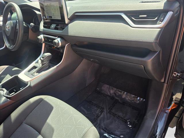 Used 2024 Toyota RAV4 XLE w/ Convenience Package FWD image 20