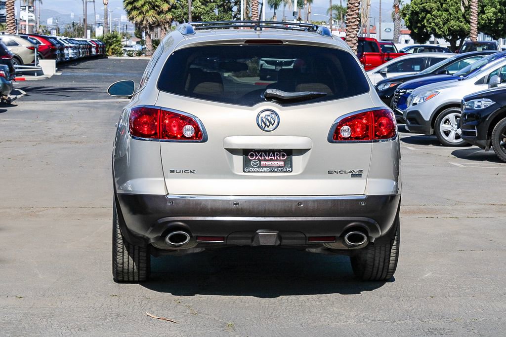Used 2008 Buick Enclave CXL w/ Entertainment Package #1 FWD image 5