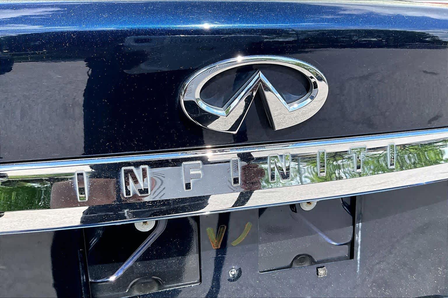 Used 2016 INFINITI Q70 L 3.7 AWD/4WD image 31