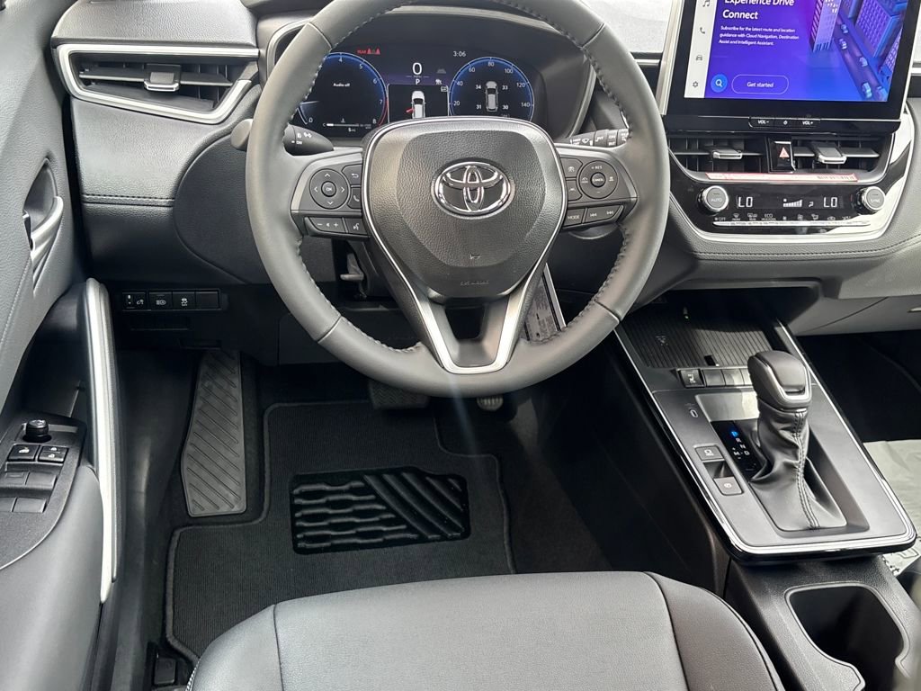 New 2026 Toyota Corolla Cross XLE video 2