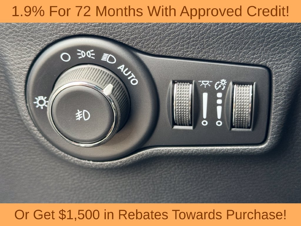 New 2026 Jeep Compass Limited w/ Sun, Sound & Navigation Group AWD/4WD image 29