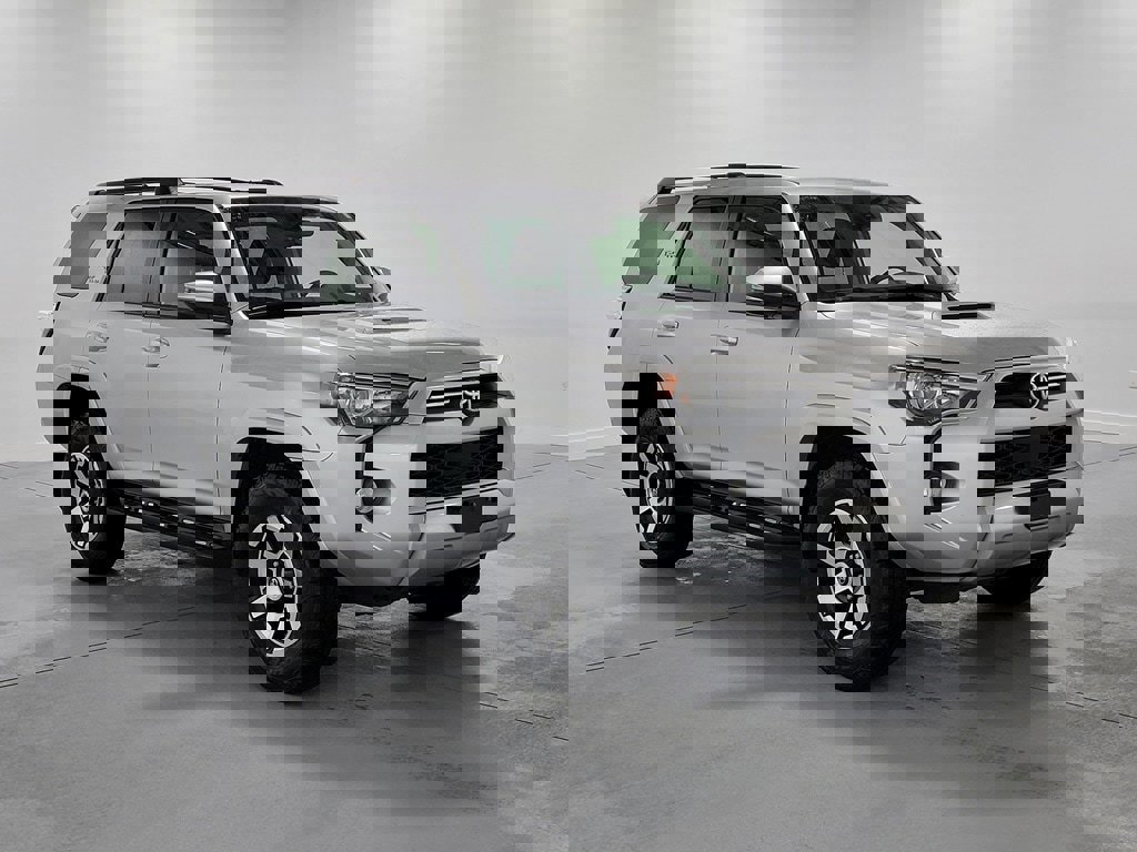 Used 2020 Toyota 4Runner TRD Off-Road Premium image 2