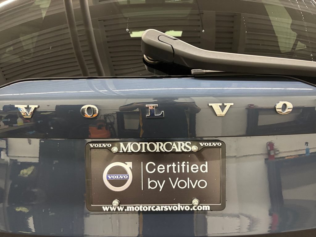 Certified 2025 Volvo XC90 T8 Plus w/ Protection Package Premier AWD/4WD image 31