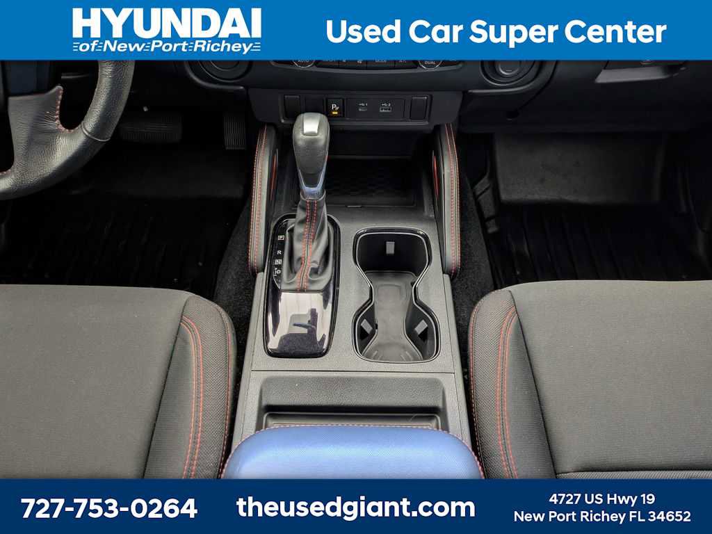 Used 2022 Nissan Frontier Pro-X w/ Technology Package image 21