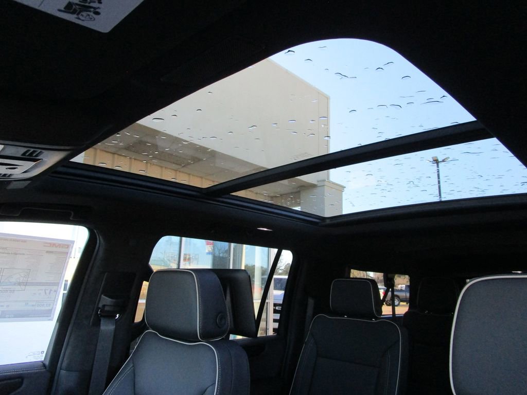 New 2026 GMC Yukon XL Elevation w/ Elevation Premium Package image 30