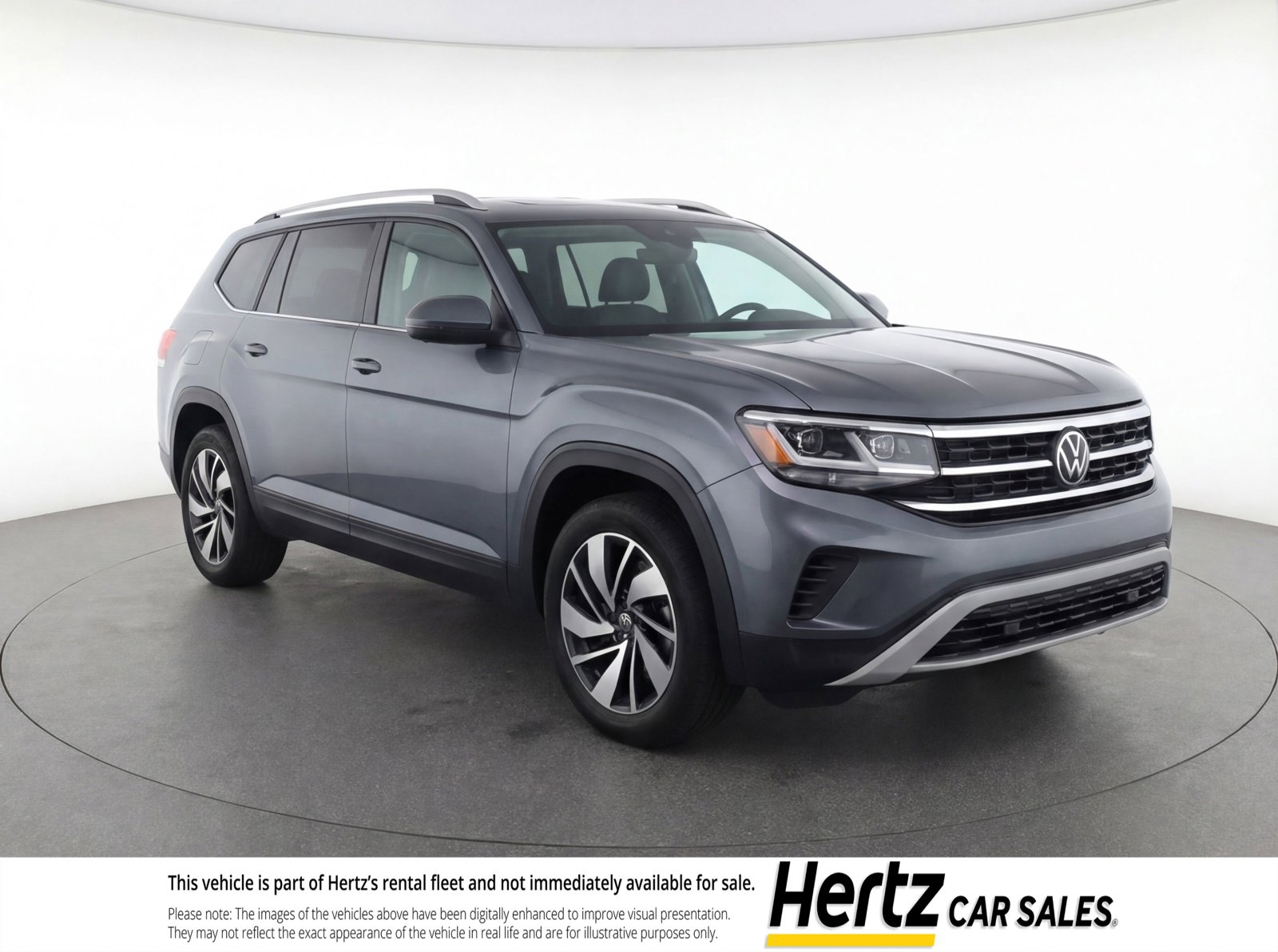 Used 2024 Volkswagen Atlas SE image 1