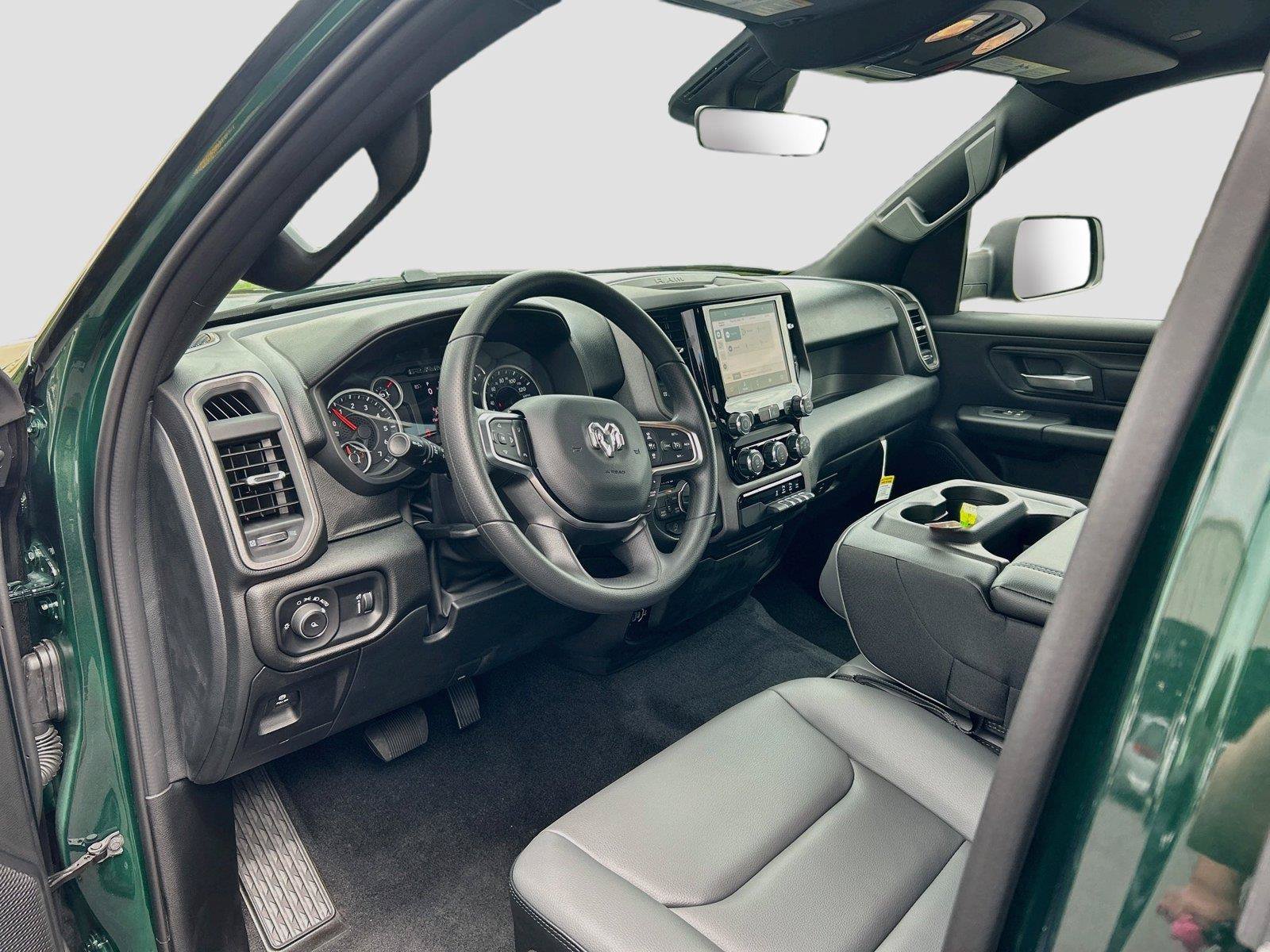 New 2026 RAM 1500 Tradesman AWD/4WD image 16