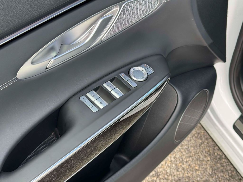 Certified 2026 Genesis GV70 2.5T AWD/4WD image 15