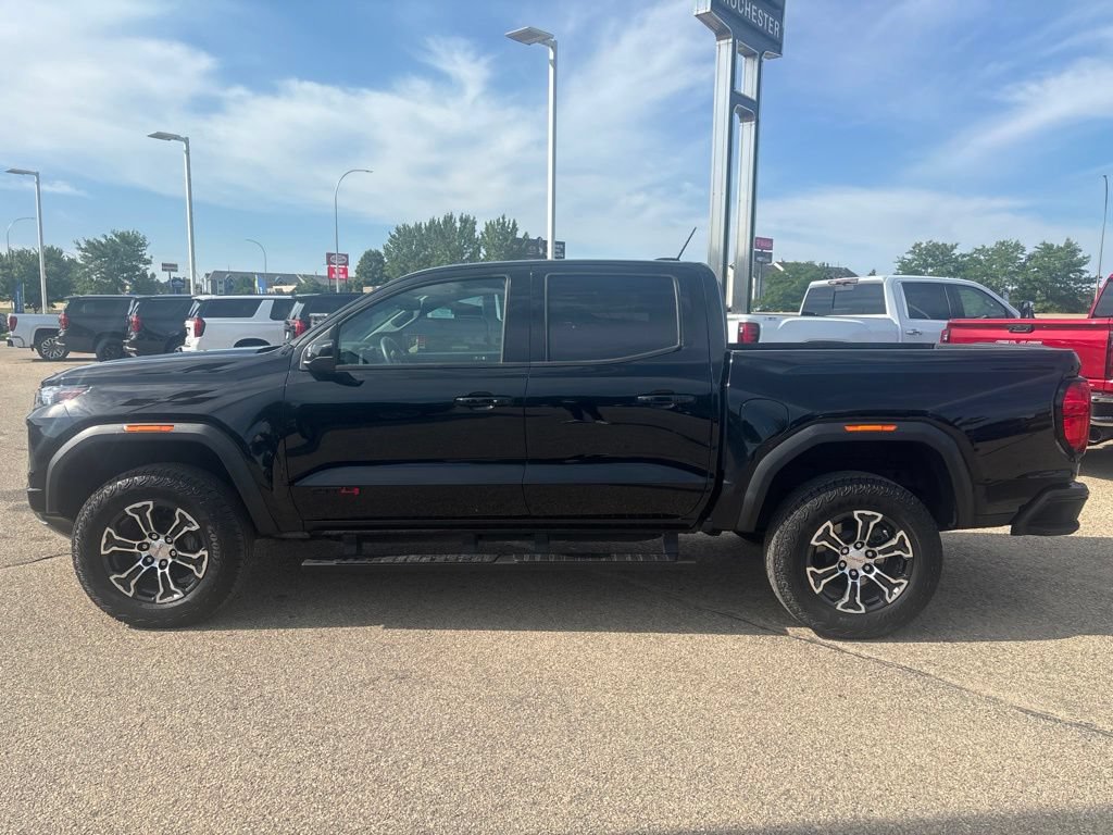 Used 2024 GMC Canyon AT4 w/ Canyon Safety Plus Package AWD/4WD image 5