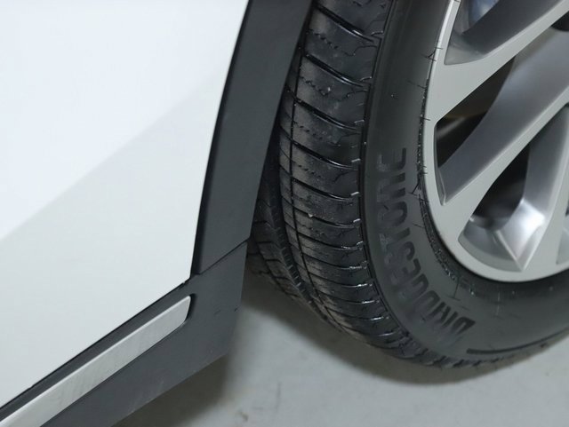 Used 2026 BMW X5 xDrive40i w/ Climate Comfort Package image 37