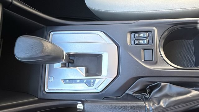 Used 2018 Subaru Impreza 2.0i Premium w/ Eyesight & BSD & Rcta image 29