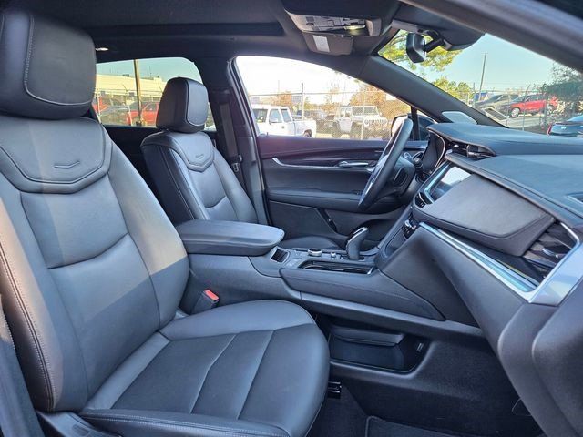 Certified 2025 Cadillac XT5 Premium Luxury image 15