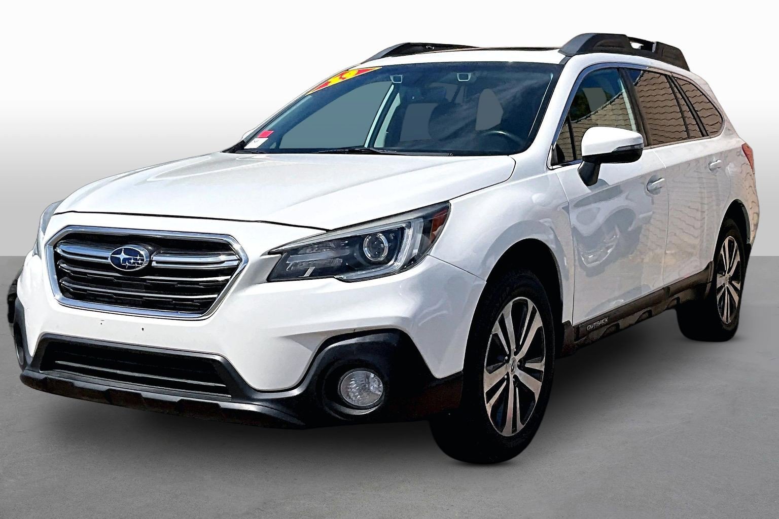 Used 2019 Subaru Outback 2.5i Limited AWD/4WD image 1