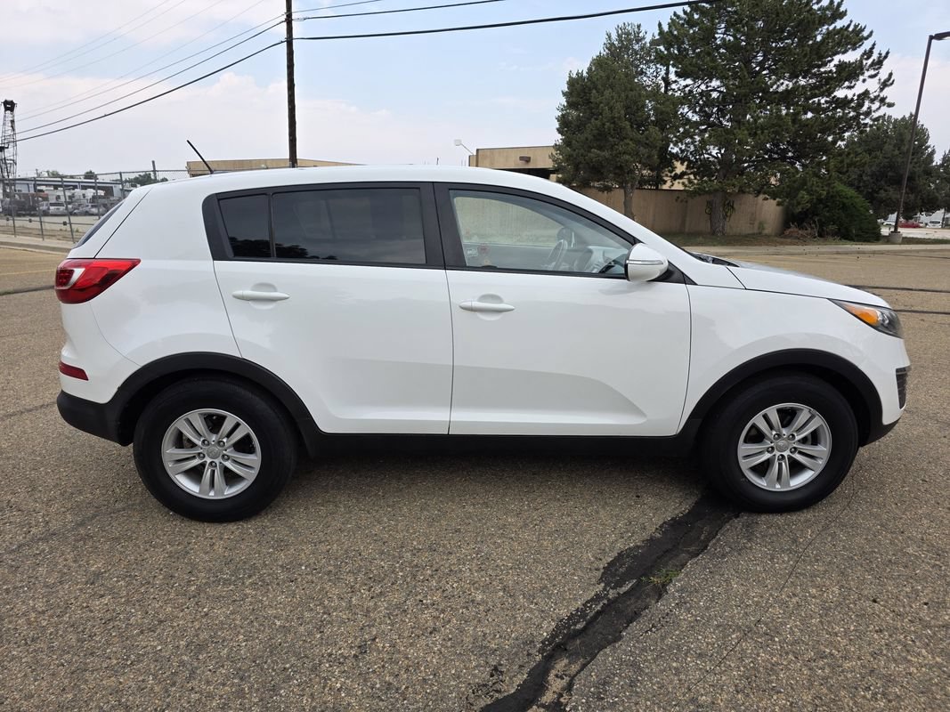 Used 2011 Kia Sportage LX FWD image 9