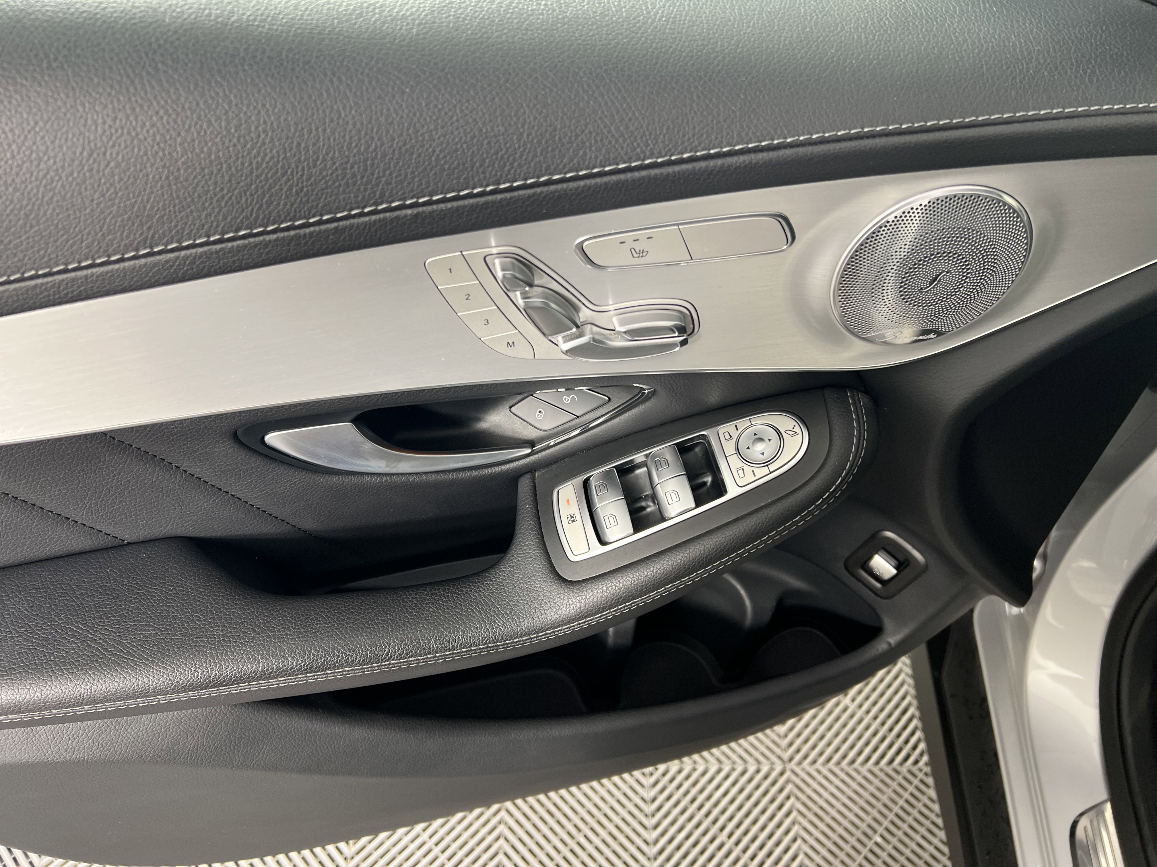 Certified 2019 Mercedes-Benz GLC 43 AMG 4MATIC image 18