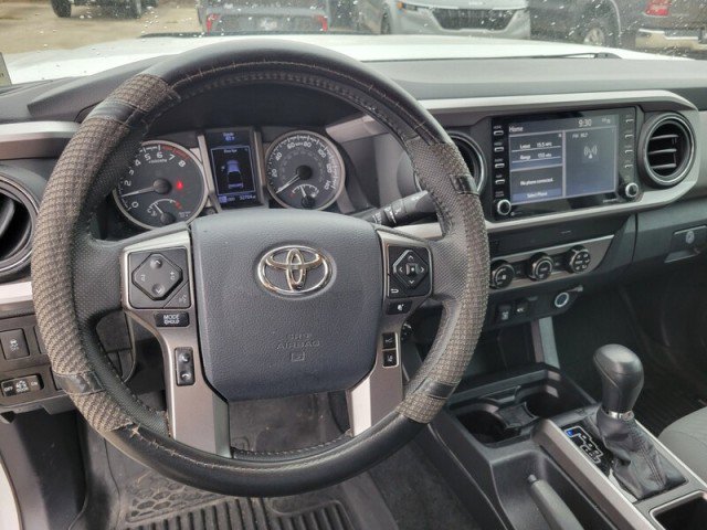 Used 2020 Toyota Tacoma SR5 image 13