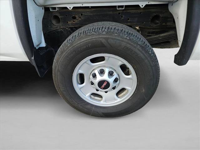 Used 2019 GMC Sierra 2500 2WD Double Cab w/ Sierra Convenience Package image 9