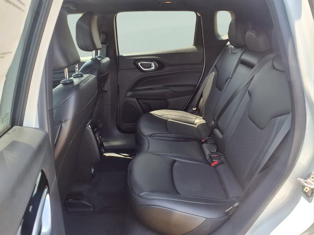New 2026 Jeep Compass Latitude AWD/4WD image 11