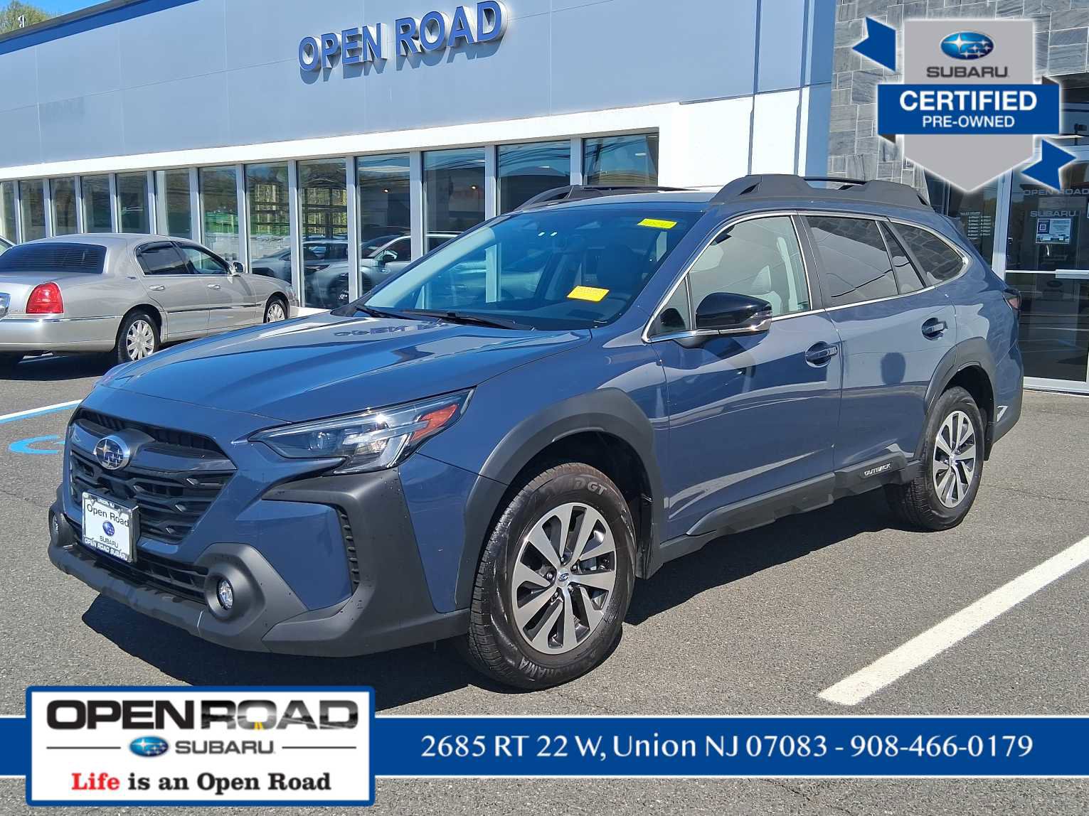 Used 2025 Subaru Outback Premium AWD/4WD image 3