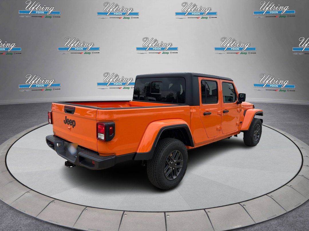 New 2025 Jeep Gladiator Sport image 3