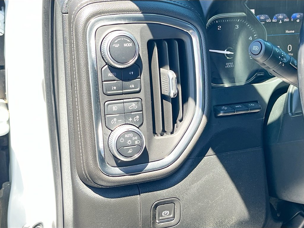 Used 2020 GMC Sierra 2500 Denali w/ Denali Ultimate Package AWD/4WD image 10