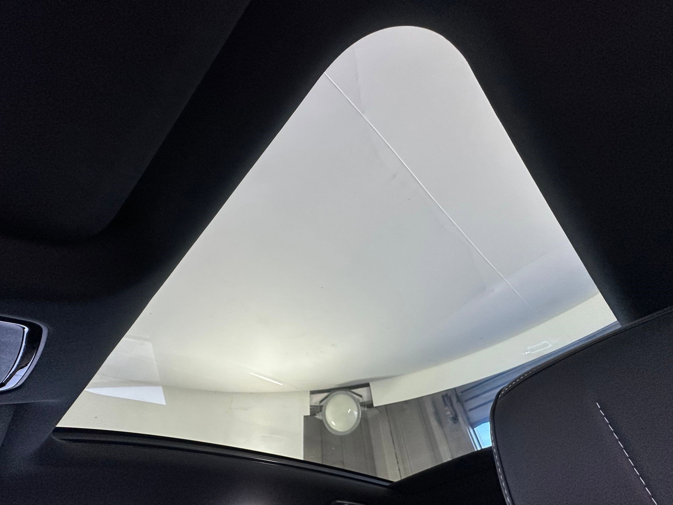 Used 2024 Cadillac Lyriq Sport image 12