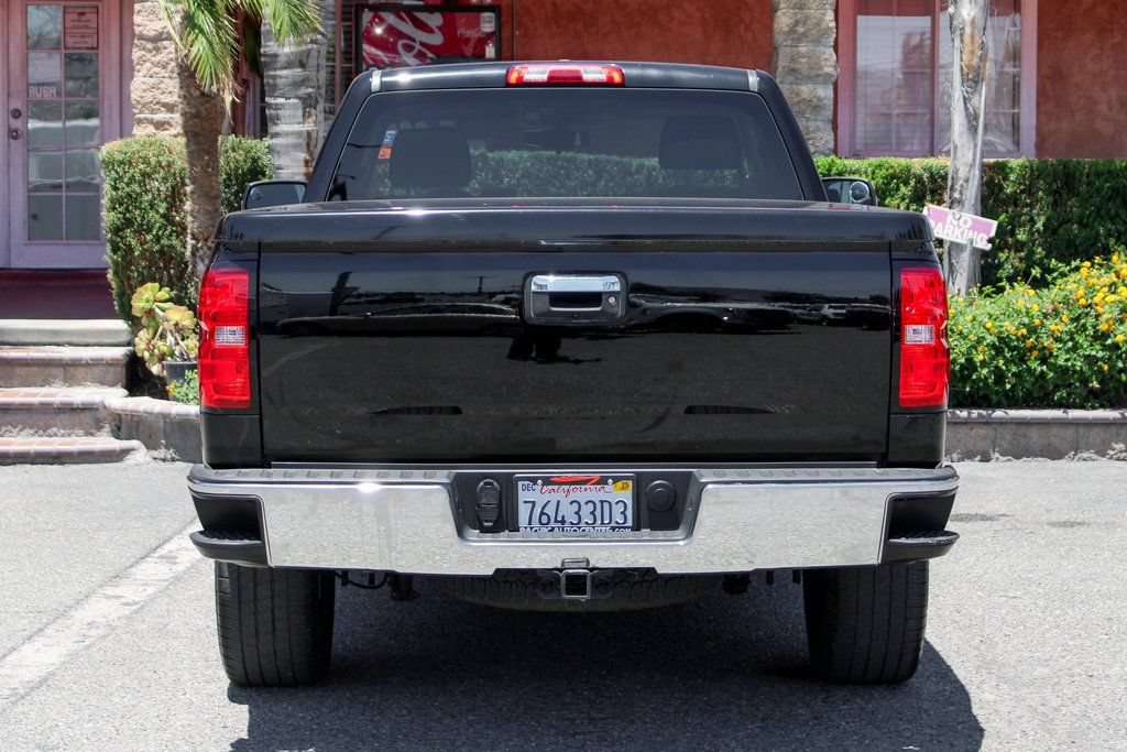Used 2016 Chevrolet Silverado 1500 LT w/ LT Convenience Package RWD image 8