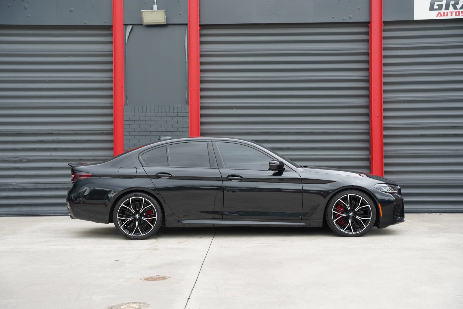 Used 2021 BMW M550i xDrive w/ Executive Package AWD/4WD image 8