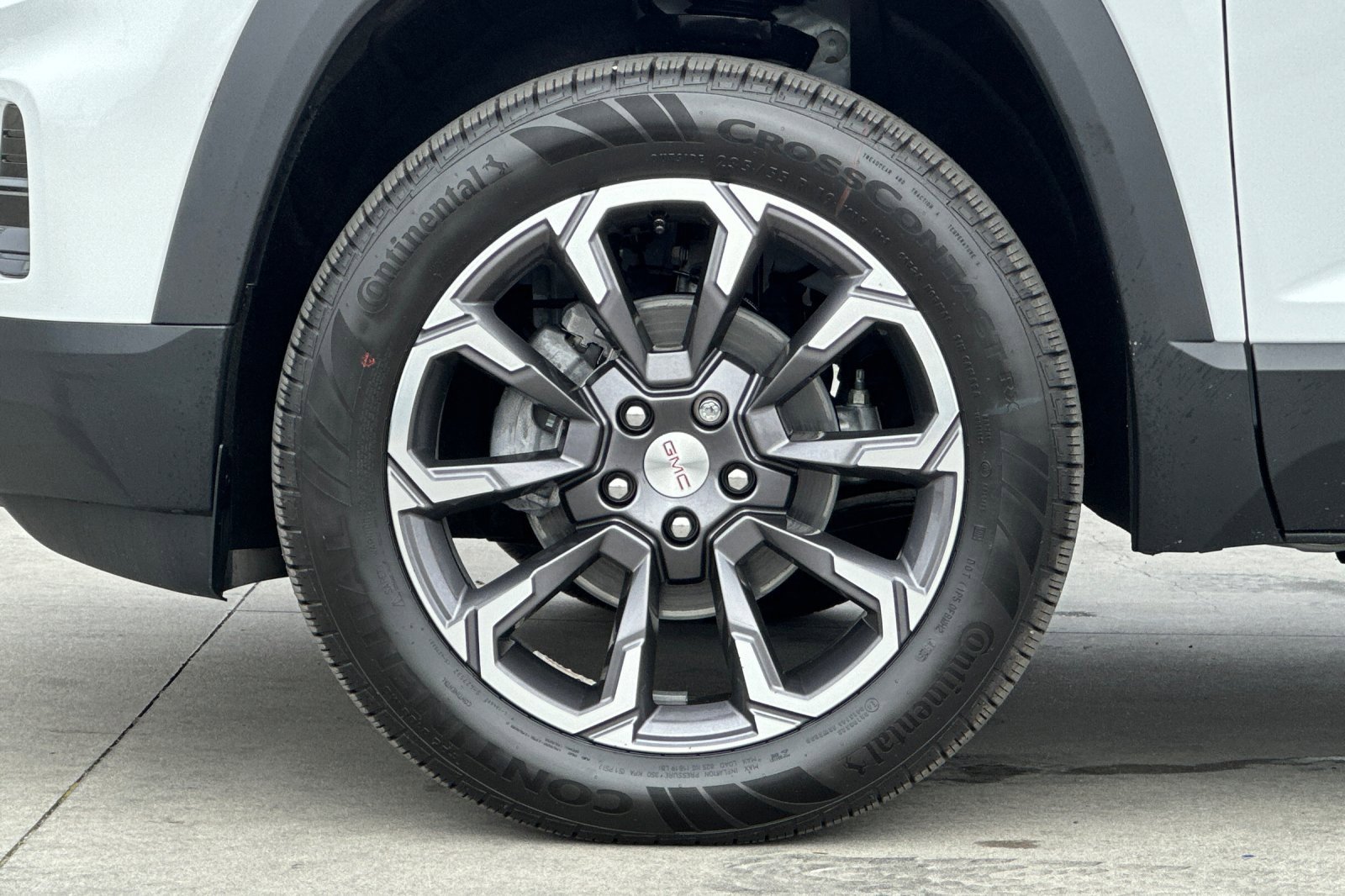 New 2026 GMC Terrain Elevation w/ Elevation Premium Package image 27