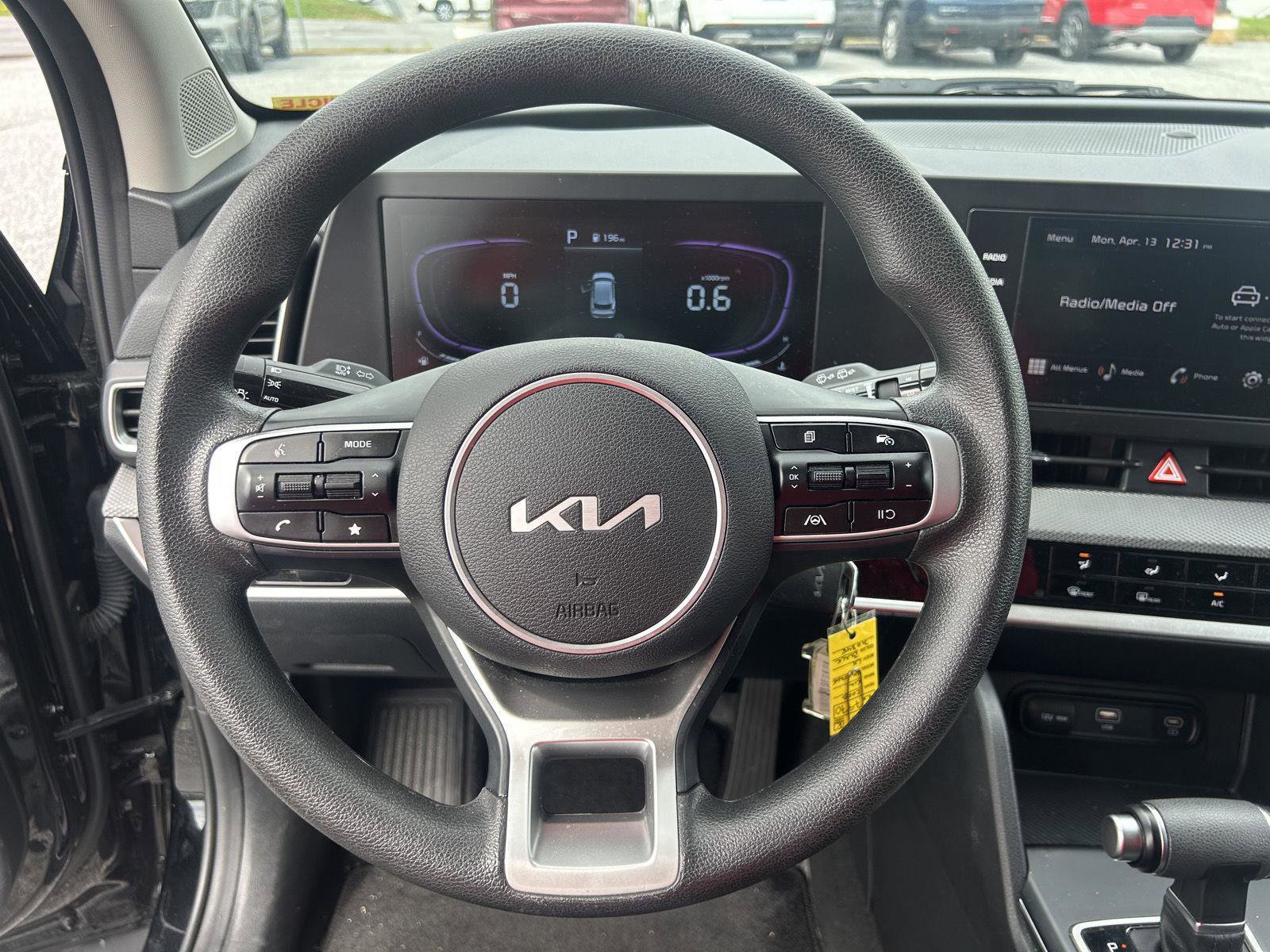 Used 2025 Kia Sportage LX AWD/4WD image 7