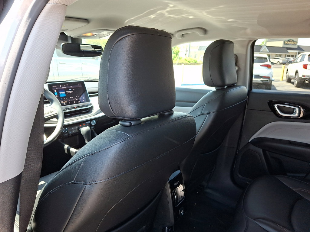 Used 2022 Jeep Compass Limited AWD/4WD image 21