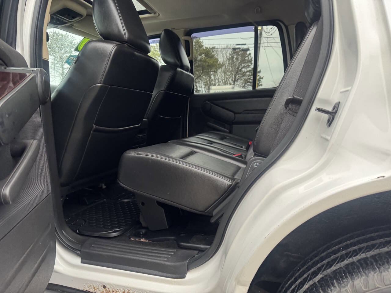 Used 2010 Ford Explorer Limited image 28