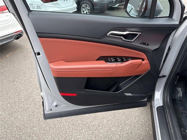 Used 2024 Kia Sportage SX image 13