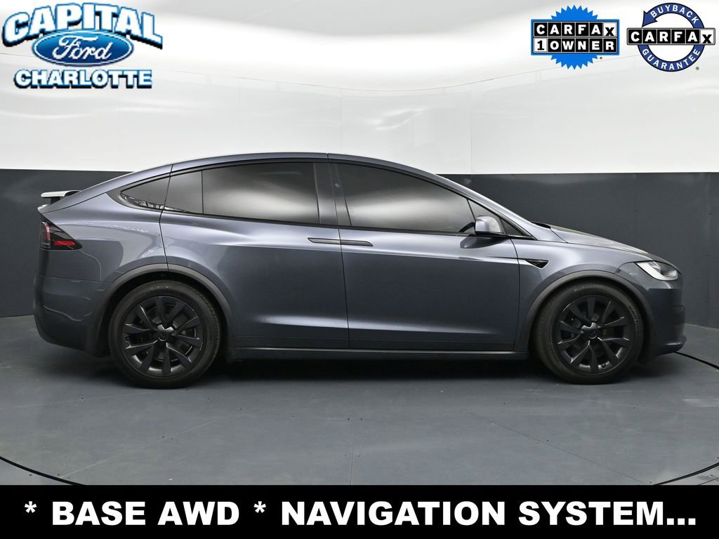 Used 2022 Tesla Model X image 9