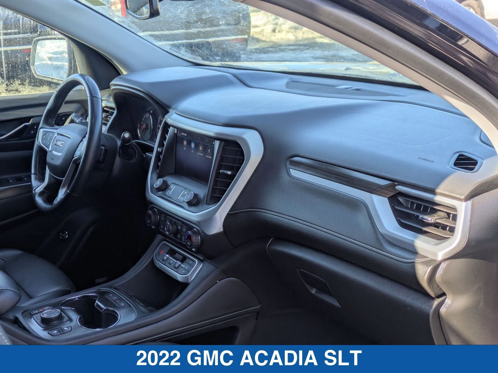 Used 2022 GMC Acadia SLT w/ Technology Package image 30