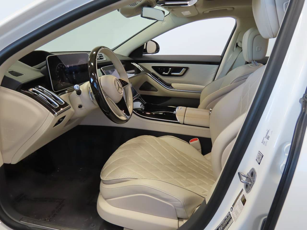 Used 2022 Mercedes-Benz S 500 4MATIC image 13