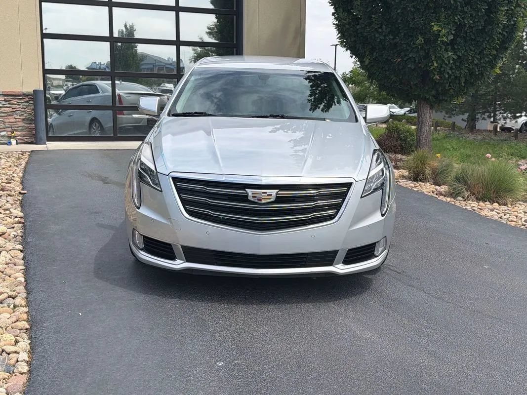 Used 2018 Cadillac XTS Luxury FWD image 6