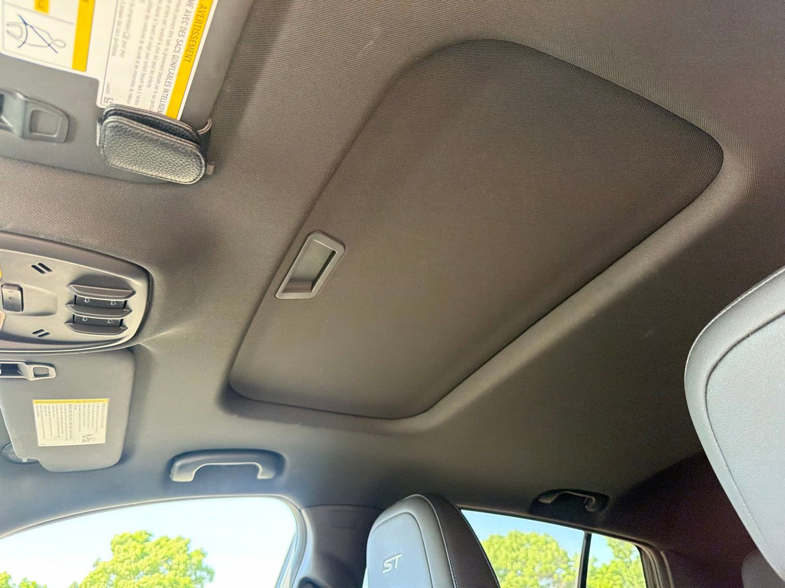 Used 2025 Buick Envista Sport Touring w/ Experience Buick Package image 13