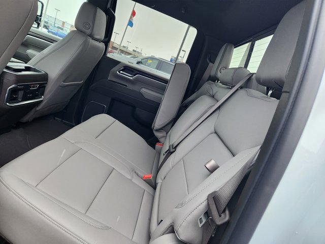 New 2026 GMC Sierra 3500 SLT w/ SLT Convenience Package image 7