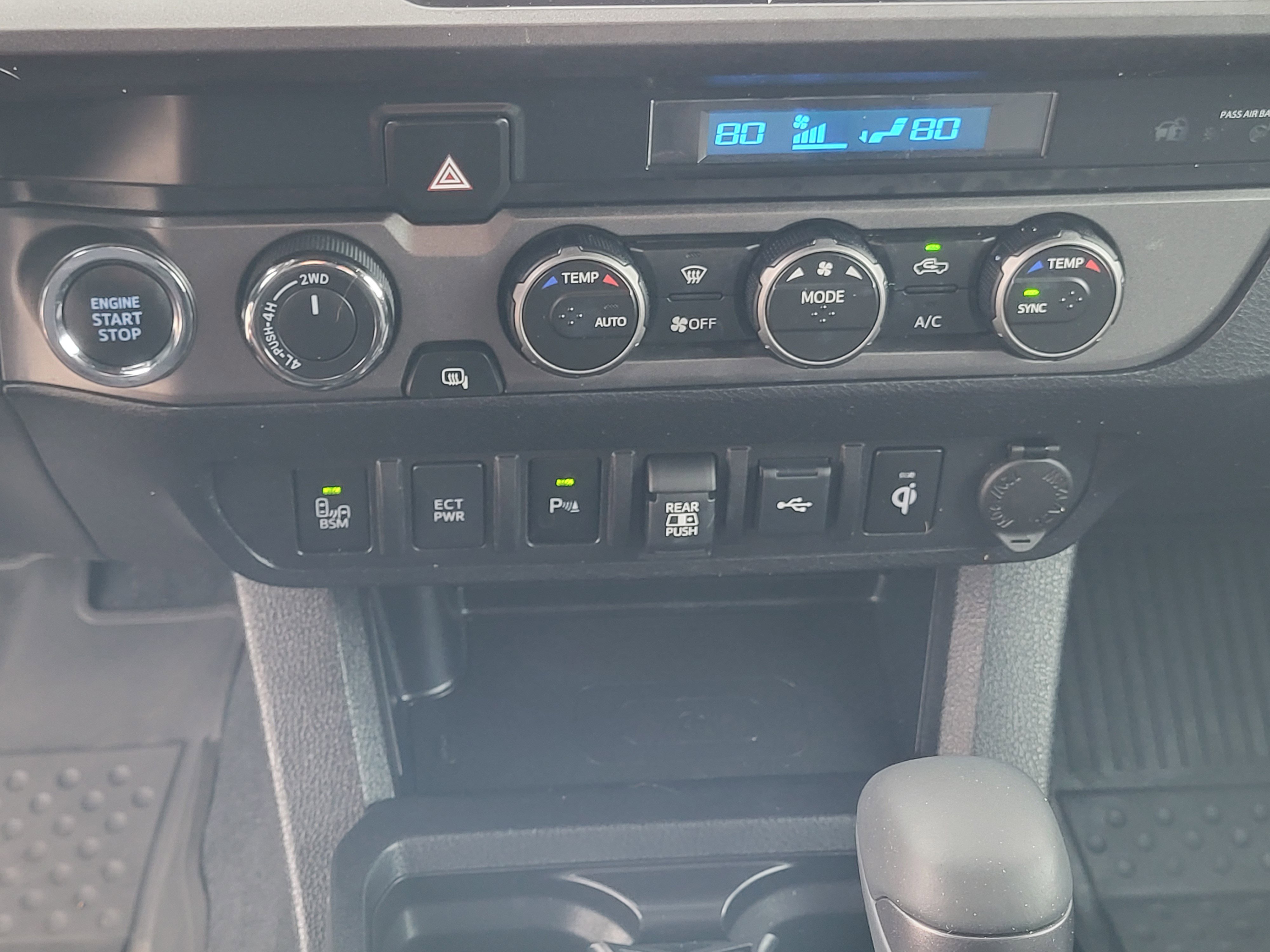 Certified 2023 Toyota Tacoma TRD Off-Road w/ Technology Package AWD/4WD image 19