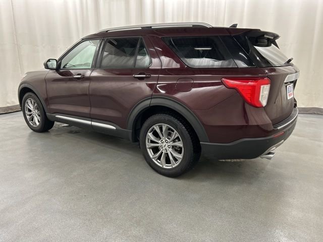 Used 2022 Ford Explorer Limited image 3