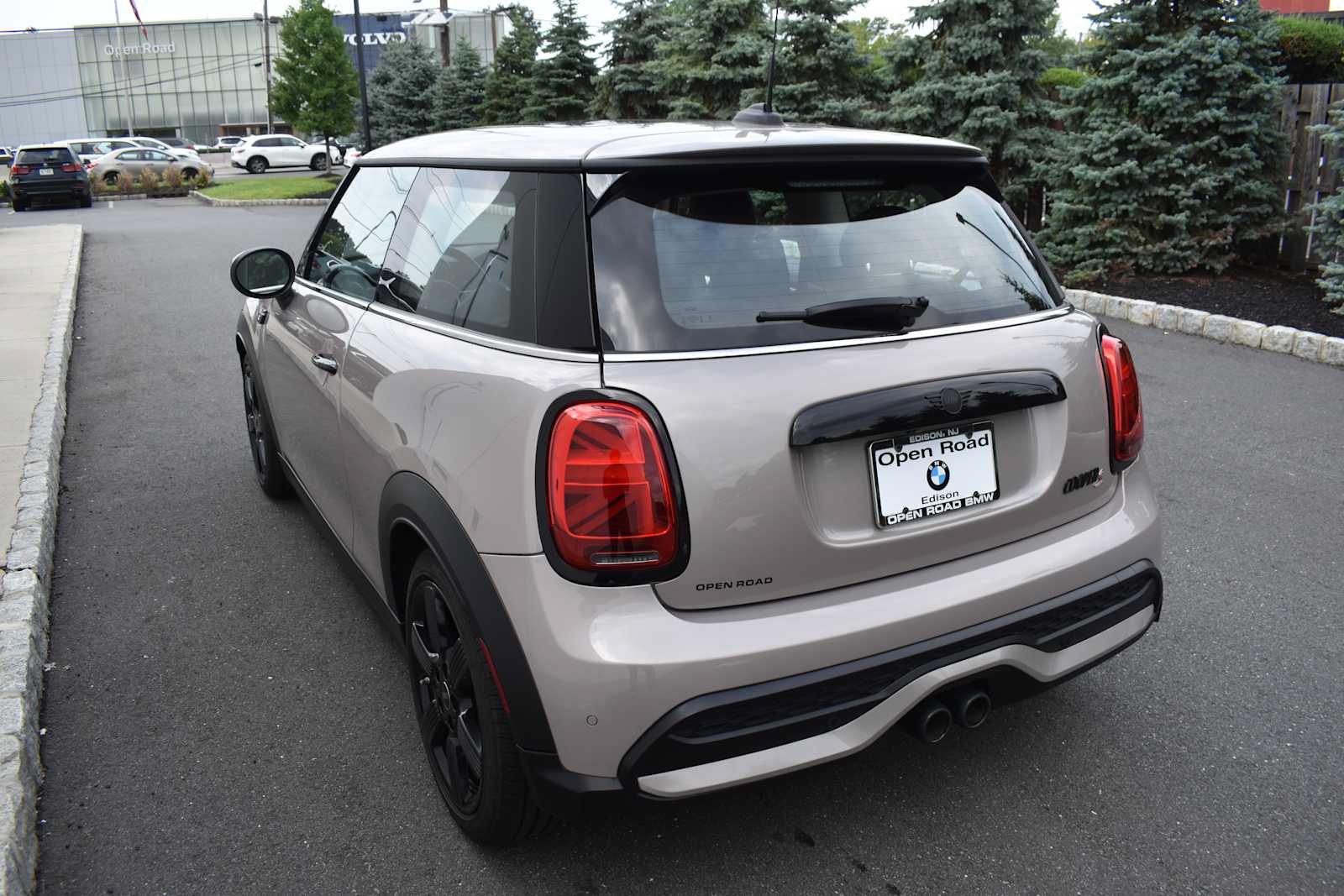 Used 2024 MINI Cooper S FWD image 7