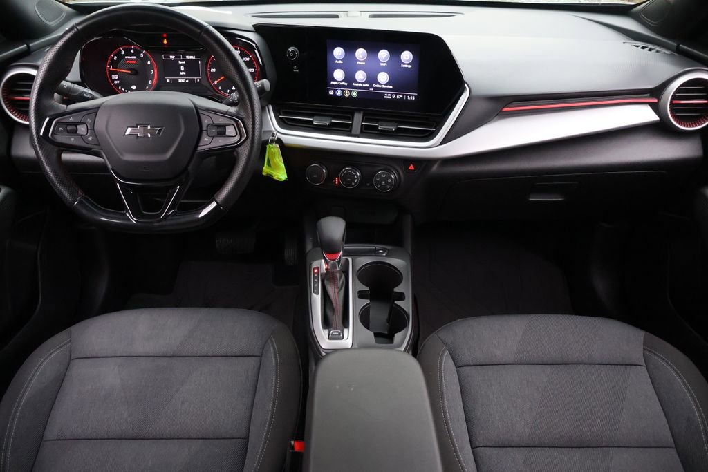 Used 2024 Chevrolet Trax RS image 16